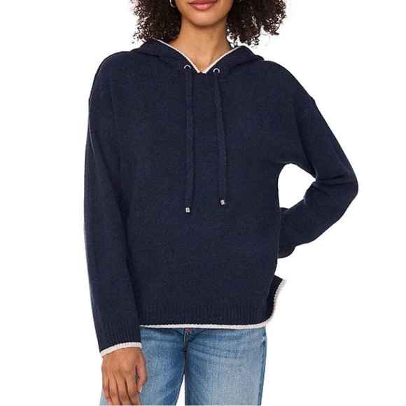 Vince Camuto
Knit Crew Neck Long Sleeve Contrast Trim Hoodie - Picture 1 of 4